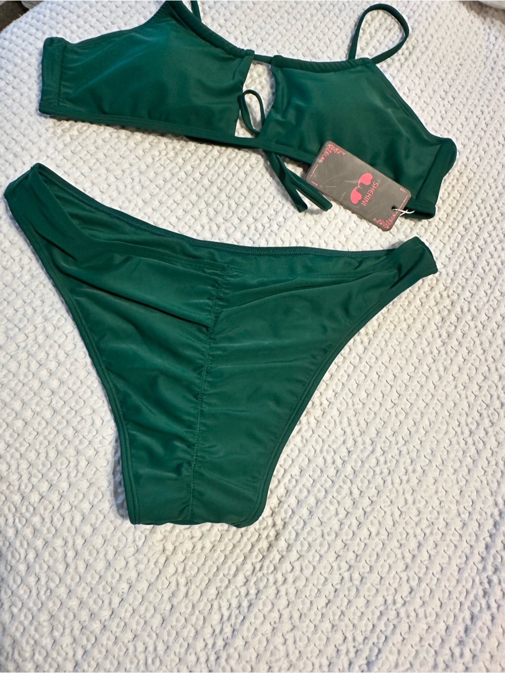 Deep Green Two-Piece Bikini Set - Women's Classic Scoop Top & Low-Rise Bottoms - Picture 2 of 4
